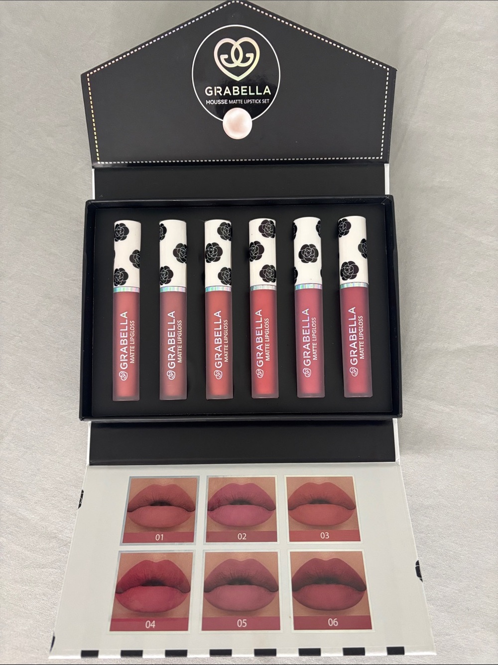 Girabella Mousse Matte Lipstick Set - Pink and Red shades